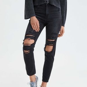 Black Ripped American Eagle Mom Jeans